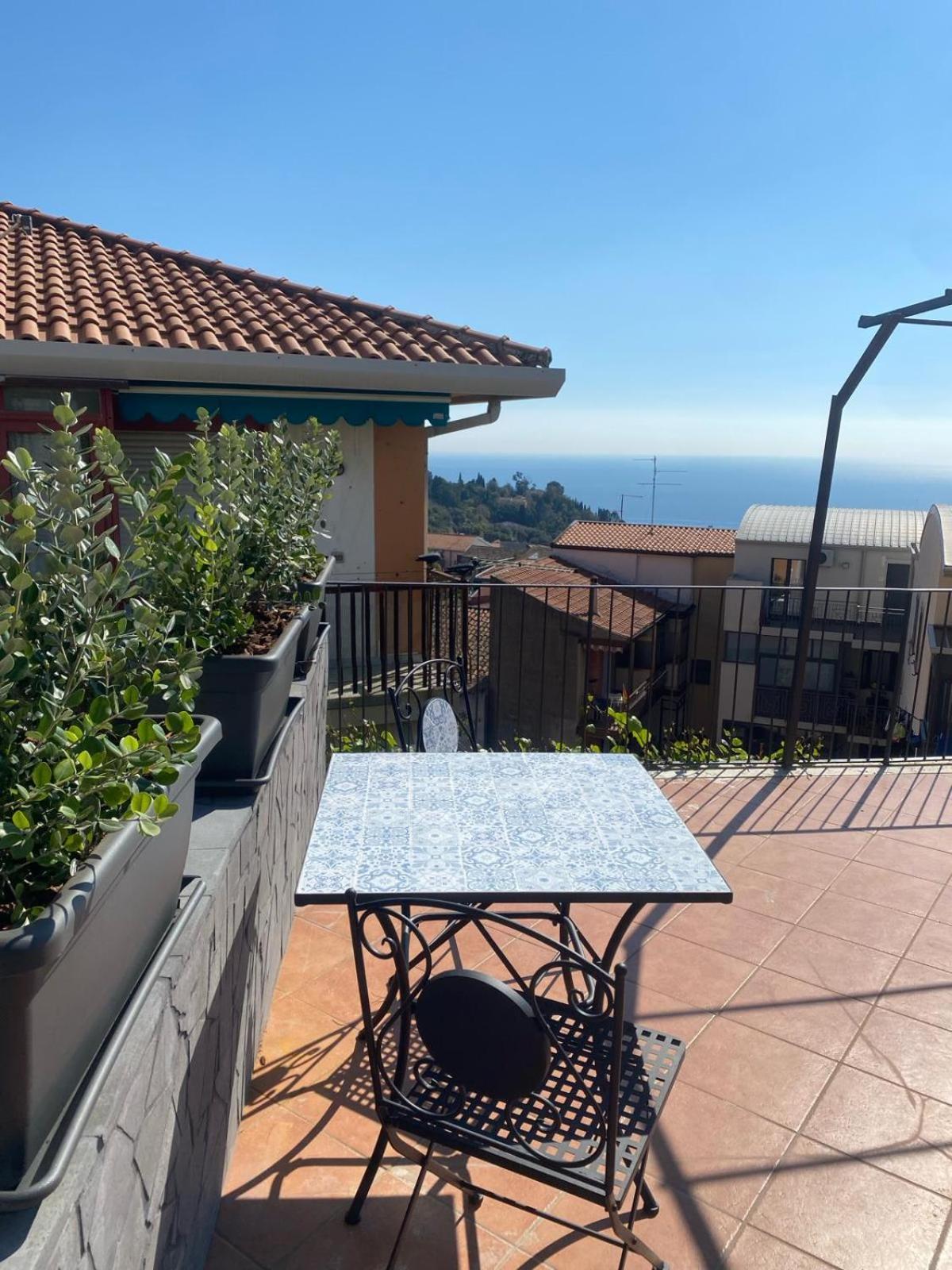 Willa Casa Vista Azzurra Aci Castello Zewnętrze zdjęcie