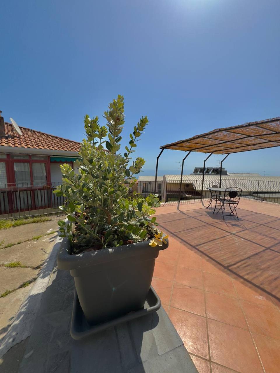 Willa Casa Vista Azzurra Aci Castello Zewnętrze zdjęcie